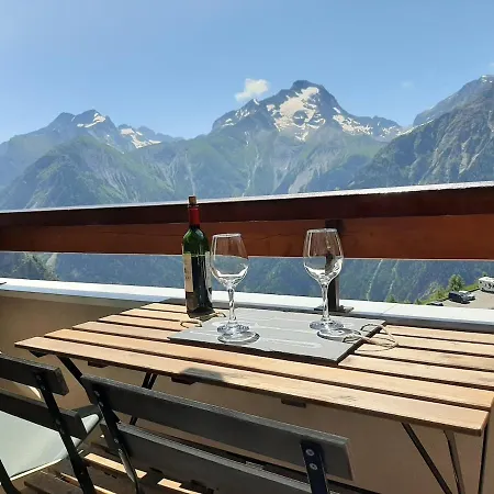 Lägenhet Renovated Cosy 6 Pers