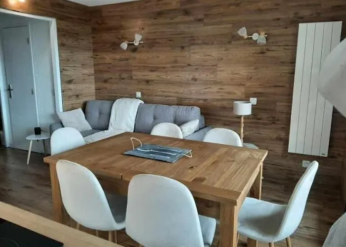 Renovated Cosy 6 Pers Lägenhet