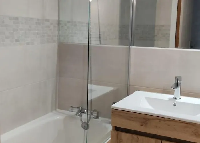 Renovated Cosy 6 Pers Lägenhet